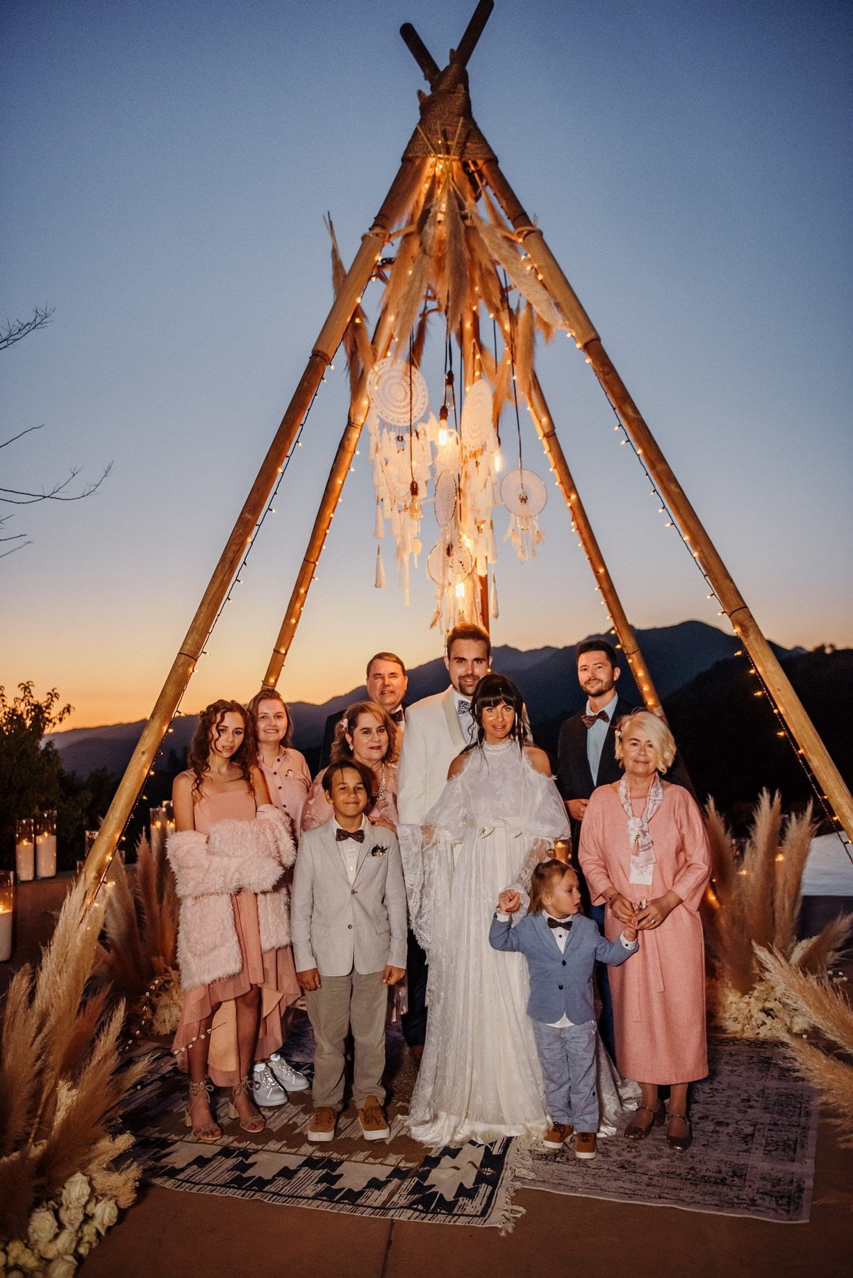 Wedding photo shoot. Wedding photographer. Wedding, maternity and family photographer in Charlotte Tasha Minn