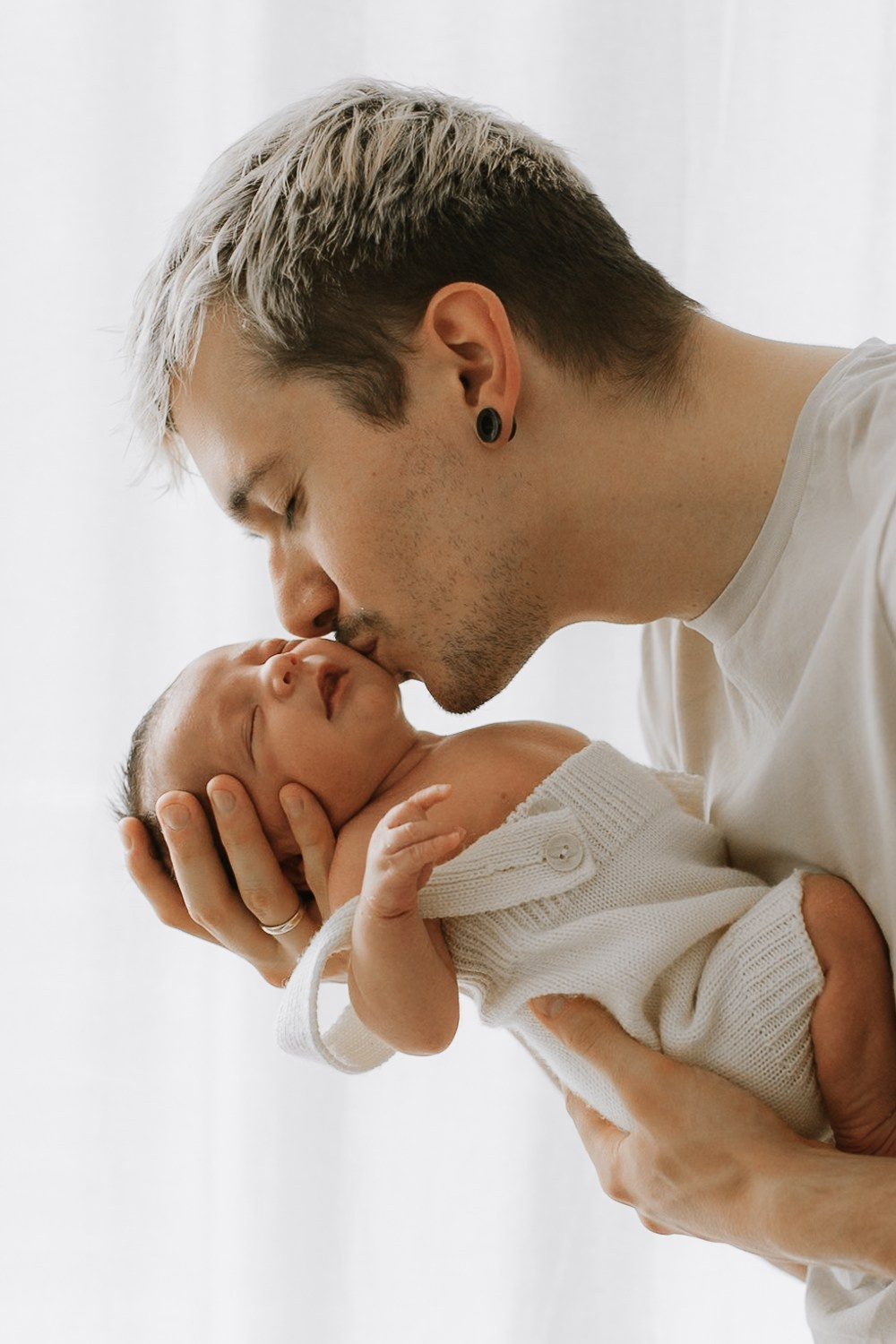 Neugeborenenfotografie Düsseldorf, Newborn Shooting Düsseldorf, Babyfotograf Düsseldorf, natürliche Babyfotos, Familienfotografie Düsseldorf, Neugeborenenshooting NRW.