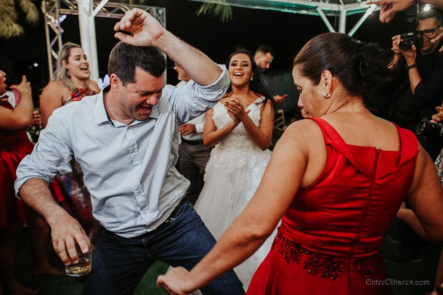 KAROLINA & CARLOS. EntreOlhares Fotografia e Filmagem de Casamentos em Recife/PE e João Pessoa/PB — Momentos únicos eternizados com sensibilidade