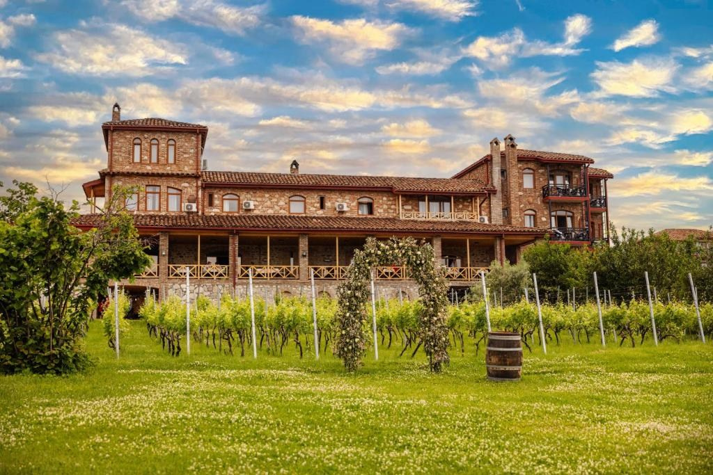 Schuchmann Wines Château, Villas & SPA. Главная