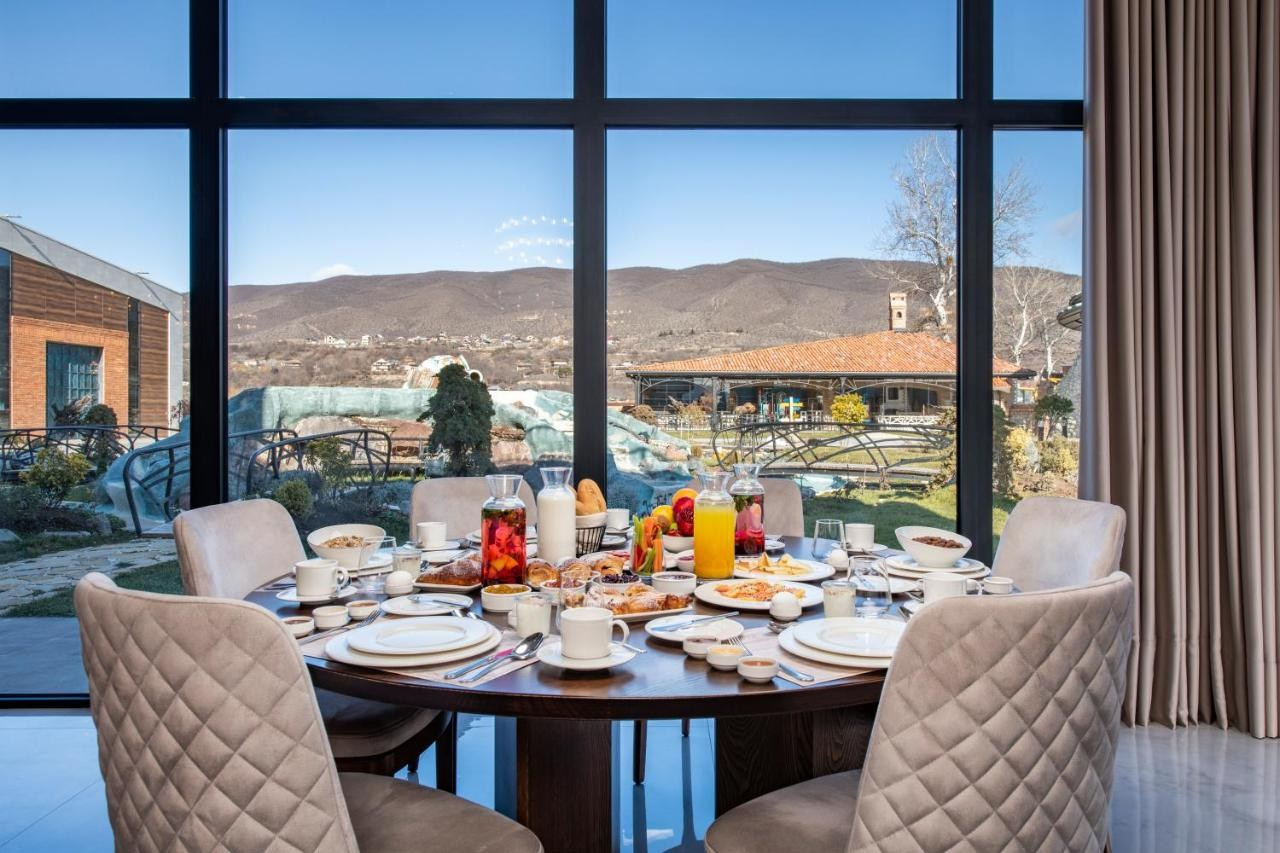 Окрестности Тбилиси. Главная