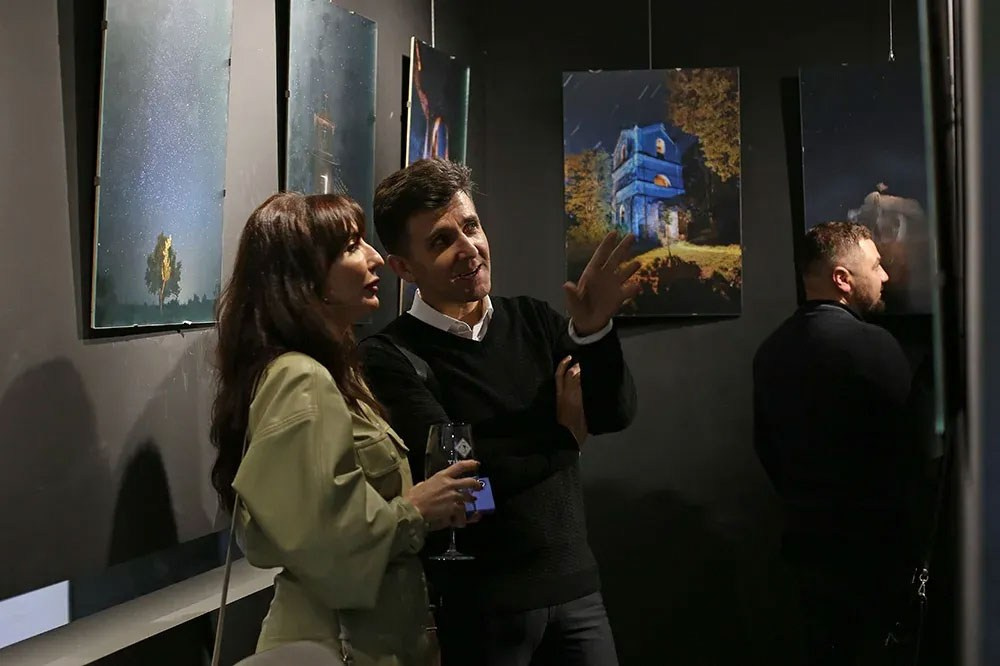 Открытие выставки Романа Рыбалёва «Календарь 2022». Школа Фотографии Романа Рыбалёва. Город Кишинёв, Молдова