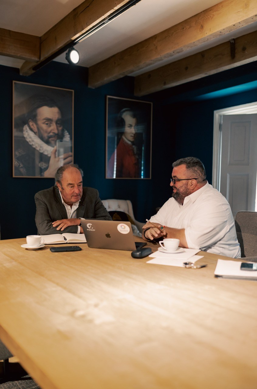 Dana Lišková - Portrait and brand photographer Prague - Business portrait Prague - Brand photo Prague - Business and corporate portrait Prague - Corporate photography Prague