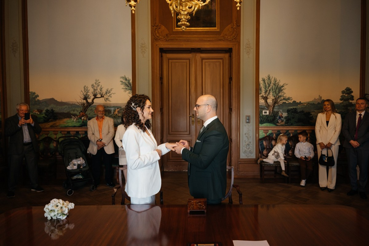 Civil Wedding at Schloss Philippsruhe in Hanau. Wedding photographer & videographer Frankfurt | Denis Mirosnik