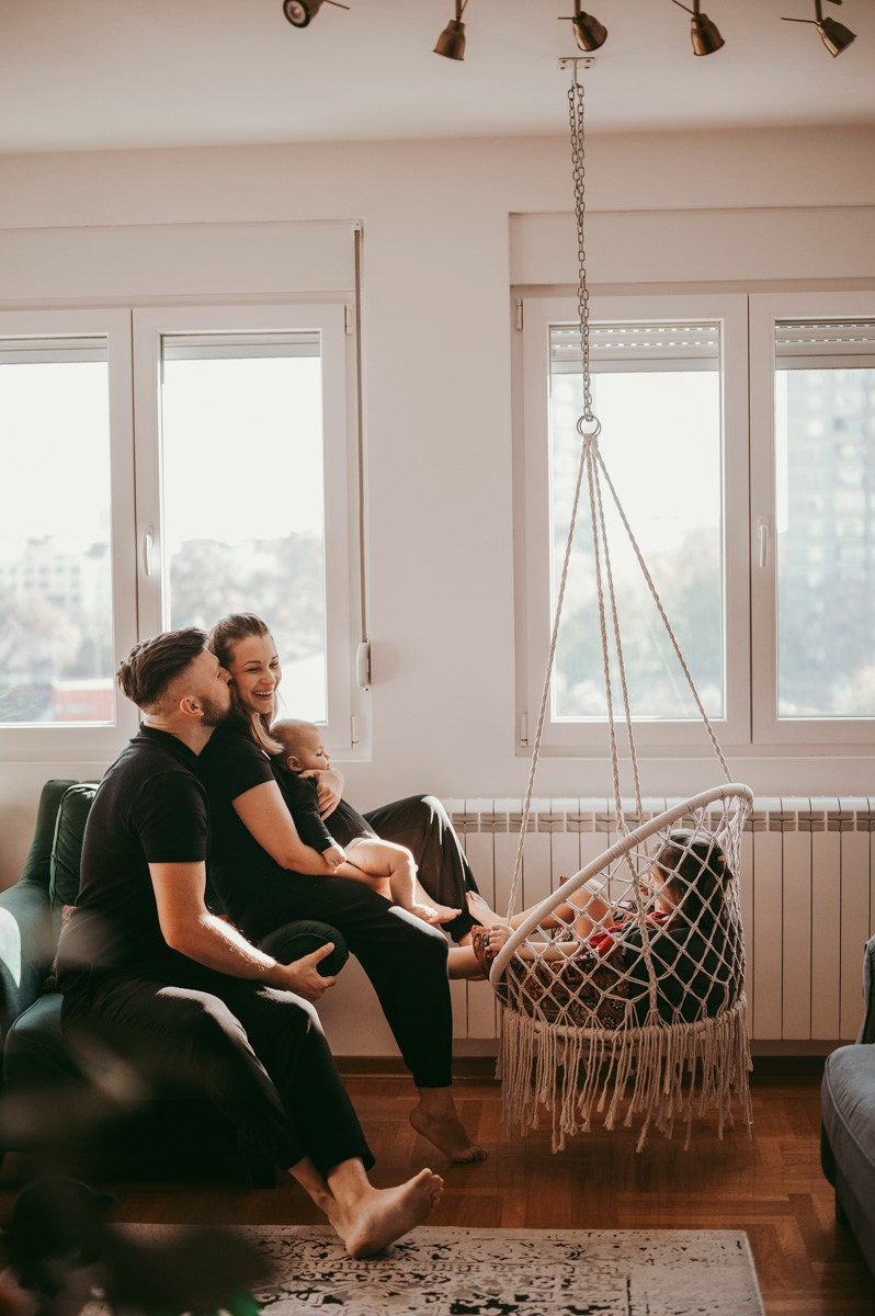 Dobro dosao, Jakove / porodicno fotografisanje kod kuce. Deciji i porodicni fotograf u Beogradu Oksana Skendzic