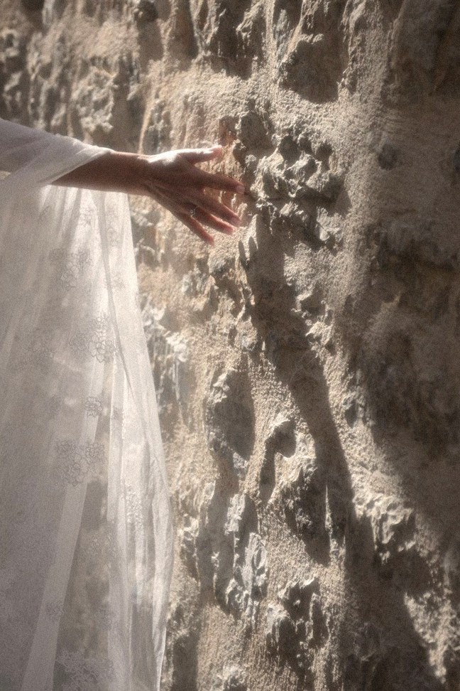NASTYA ANIKINA Wedding dress. Minimalist brand photographer & videographer | Raw sincerity. Pure Form