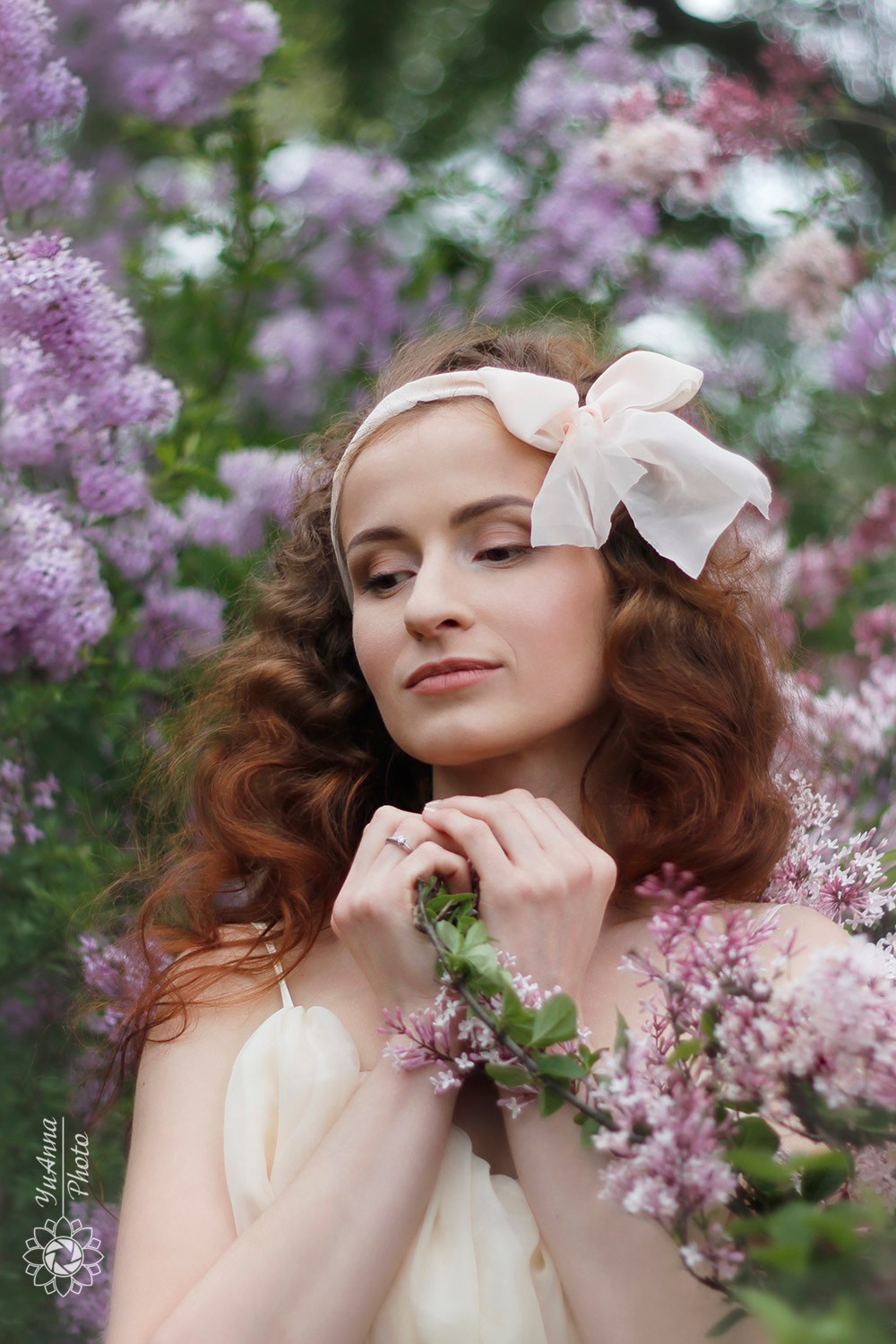 Spring Blossom. YuAnna studio. Family & Kids Photographer in Seattle area, located in