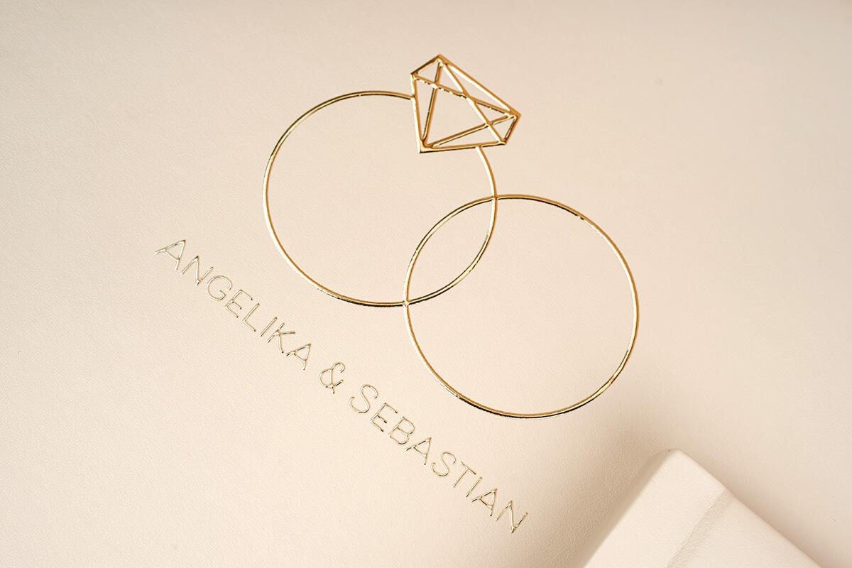 Gilding - izspiedums ar foliju