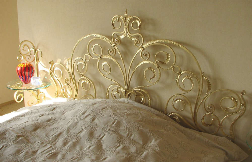 Коммерческие проекты Марии Тарлецкой. Скульптор кузнец Мария Тарлецкая