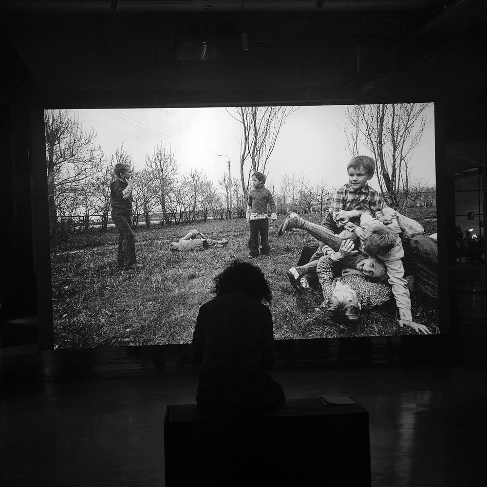 DISTANANCE. Documentary photographer in Yerevan Vaghinak Ghazaryan