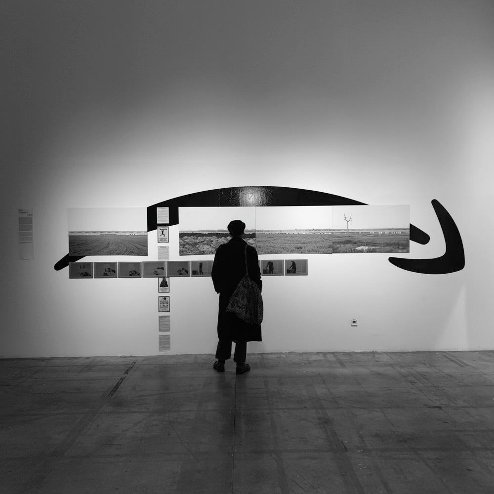 DISTANANCE. Documentary photographer in Yerevan Vaghinak Ghazaryan