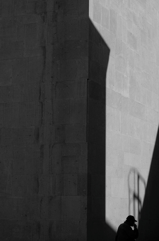 DISTANANCE. Documentary photographer in Yerevan Vaghinak Ghazaryan