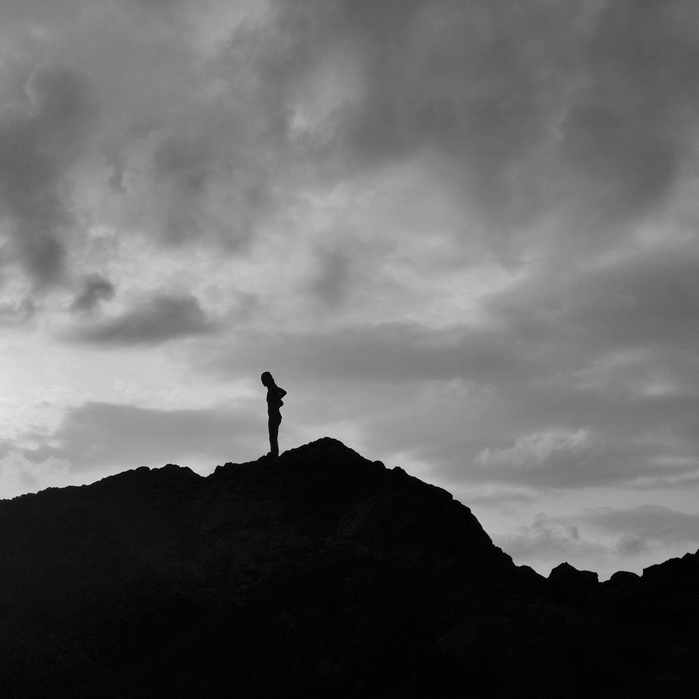 DISTANANCE. Documentary photographer in Yerevan Vaghinak Ghazaryan