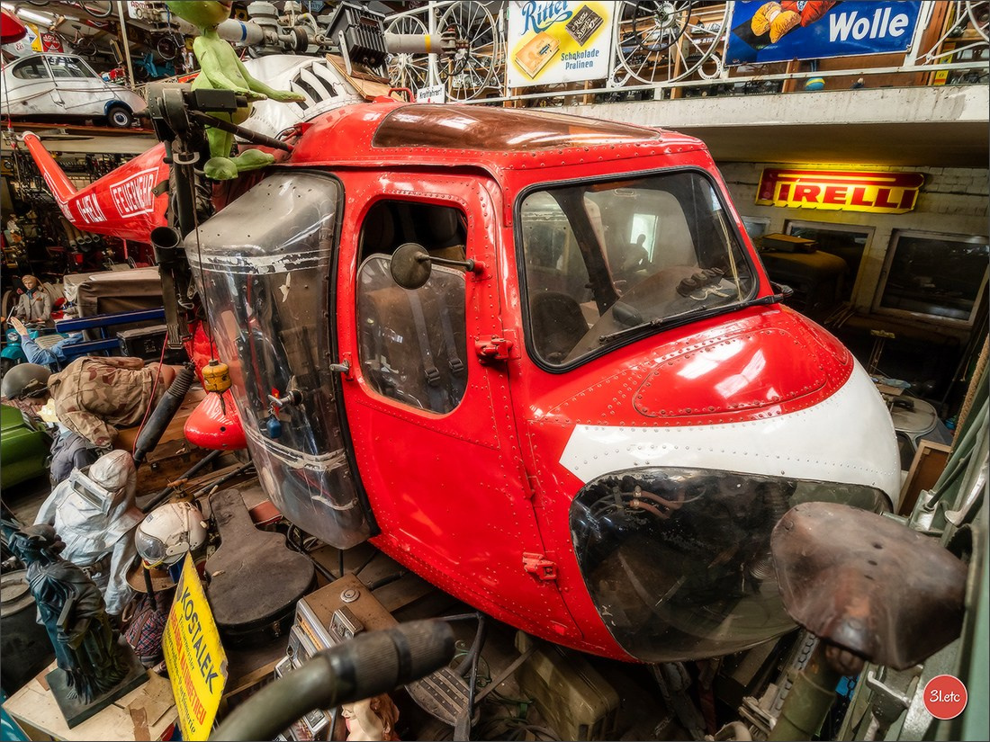 Удивительное место - частный музей старинного хлама - Fahrzeugmuseum. Photographe à Strasbourg | Portraits, Studio, Enfants, Événements