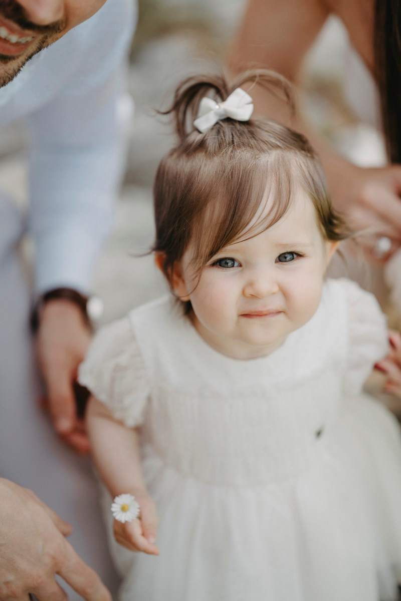 Lara / krstenje, crkva svete Ruzice na Kalemegdanu. Deciji i porodicni fotograf u Beogradu Oksana Skendzic