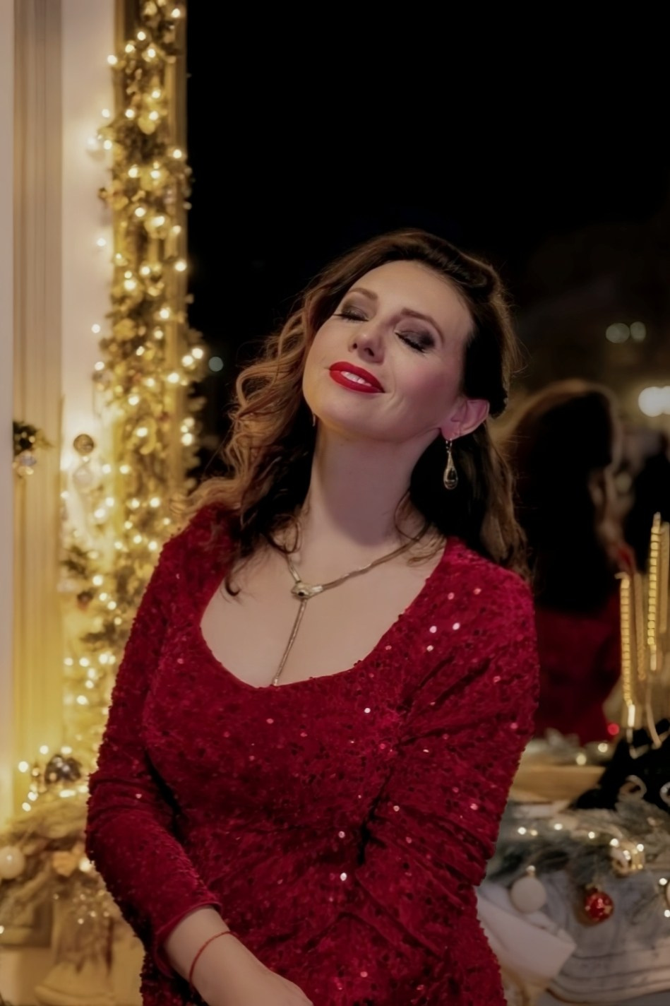 New Year’s photo shoots in Paris’s Christmas locations. Alina Tagzieva –une photographe à Paris