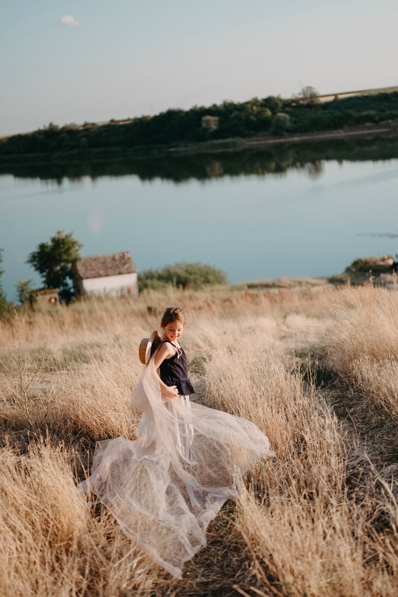 Jelena Milos Dunja i Mila / porodicno fotografisanje. Deciji i porodicni fotograf u Beogradu Oksana Skendzic