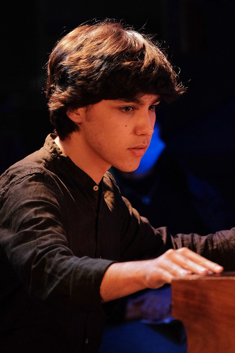 Theater Gesher. Middle East Photo Agency — Weddings, Bar & Bat Mitzvahs, Brit Milah, Theater, Magnets, Portraits