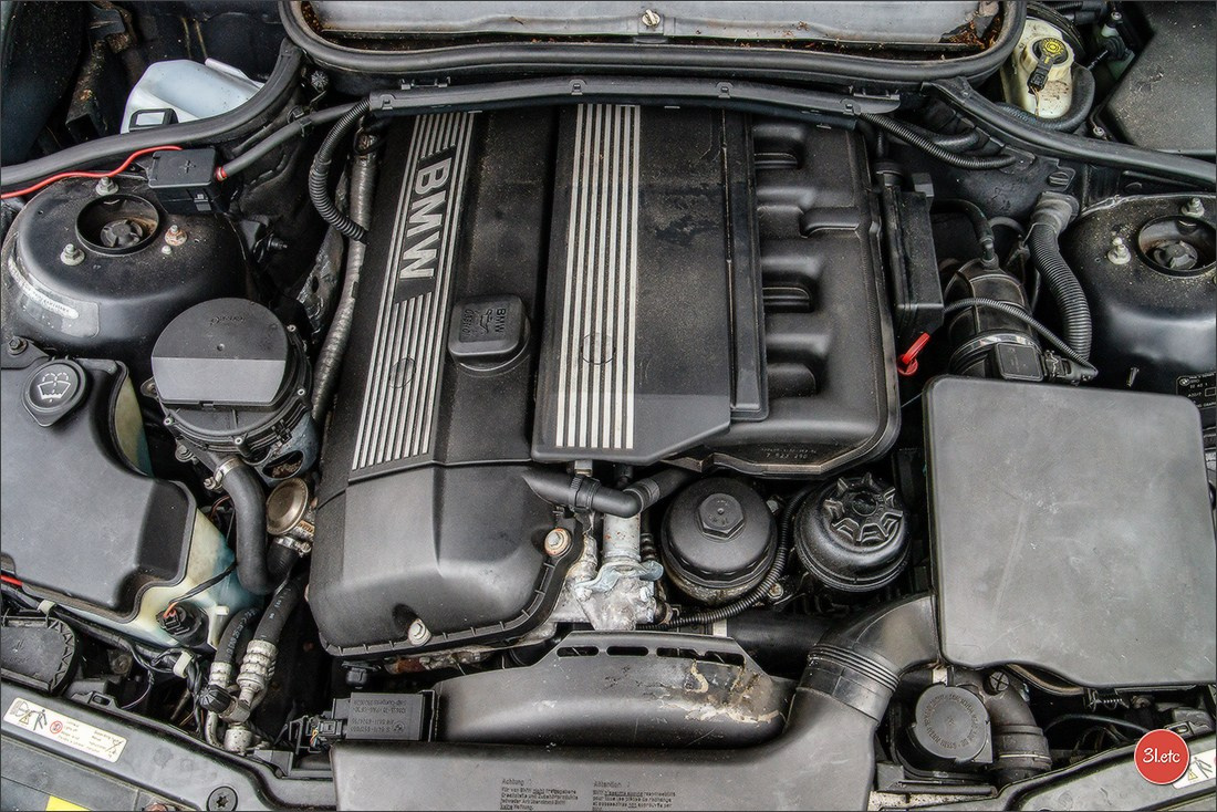 BMW SERIE 3 phase 2 de 2005 Version: 320ci 2.2i L6 Cabriolet. Photographe à Strasbourg | Portraits, Studio, Enfants, Événements