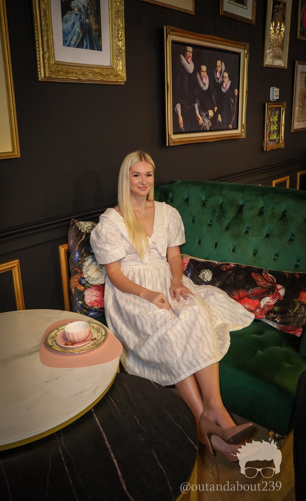 Posh Mama Club. Out and About 239