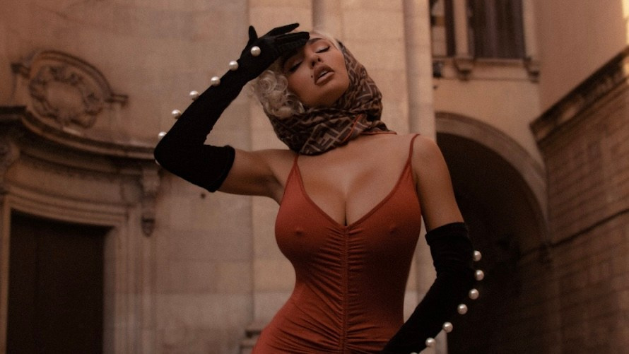 Aesthetic Photographer VICTORIA DERIO