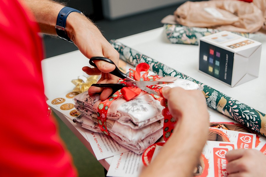 Korporacja Sabrę. Reportaż. Fotograf w Krakowie i Europie