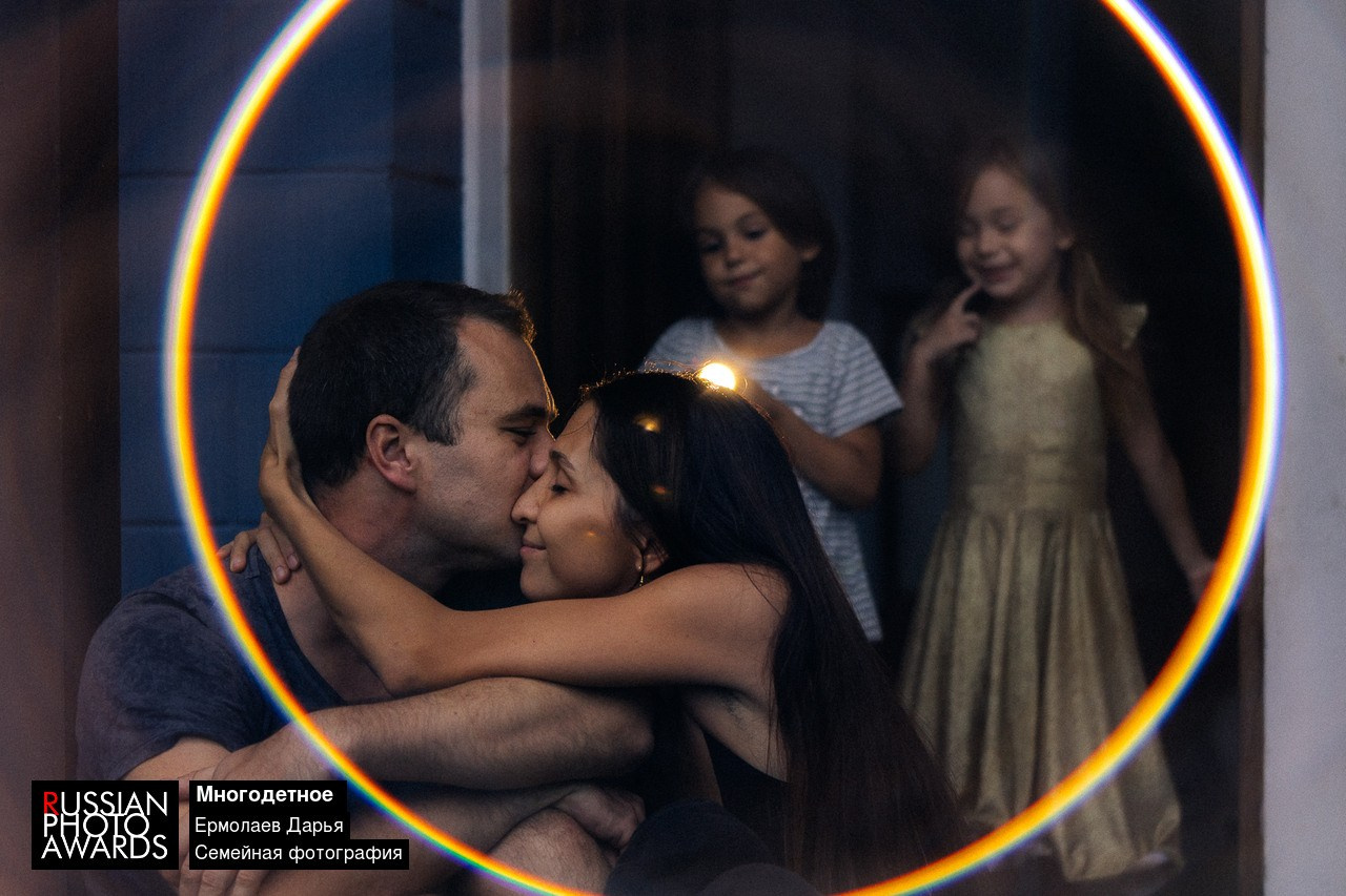 RUSSIAN PHOTO AWARDS. Fotografa de família e crianças em Florianópolis SC Daria Ermolaev