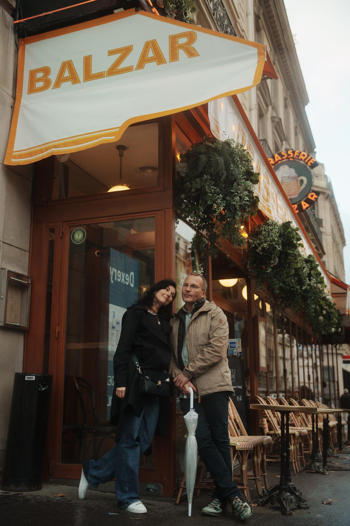 Katerina & Åge in rainy Paris. Фотограф в Париже Полина Осипова