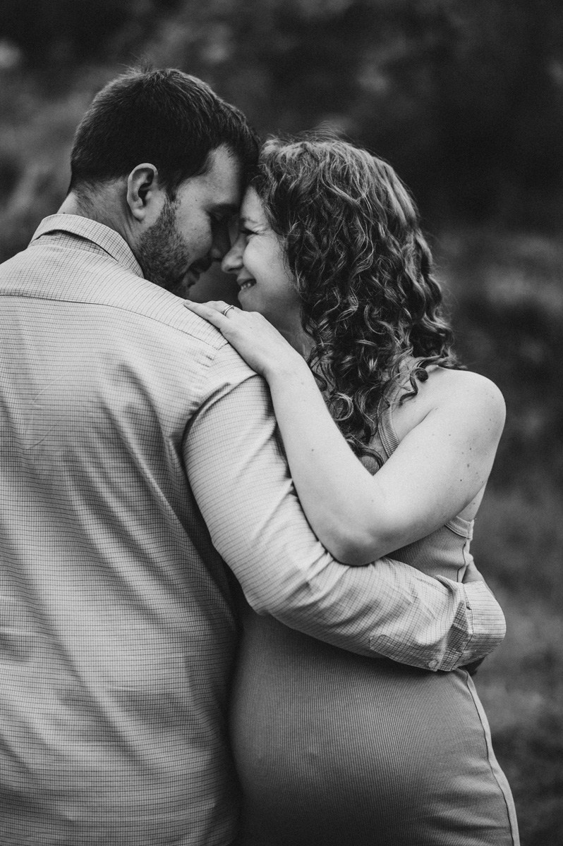 fotografisanje trudnica beograd, fotografisanje trudnoce novi sad, priprema za porodjaj, porodjaj beograd, porodjaj novi sad, nega u trudnoci,  psihofizicka priprema trudnica, decija soba, prve dane sa bebom, mama i beba