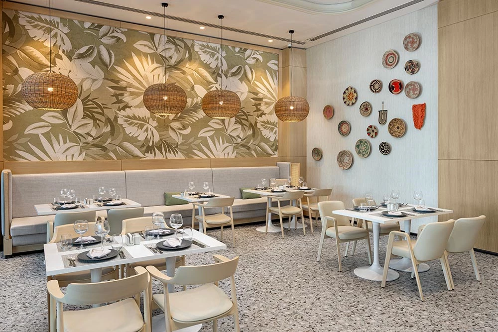 NG PHASELIS BAY. Lero Photographer and a set designer|individual custom portrait and advertising photography in Zutphen