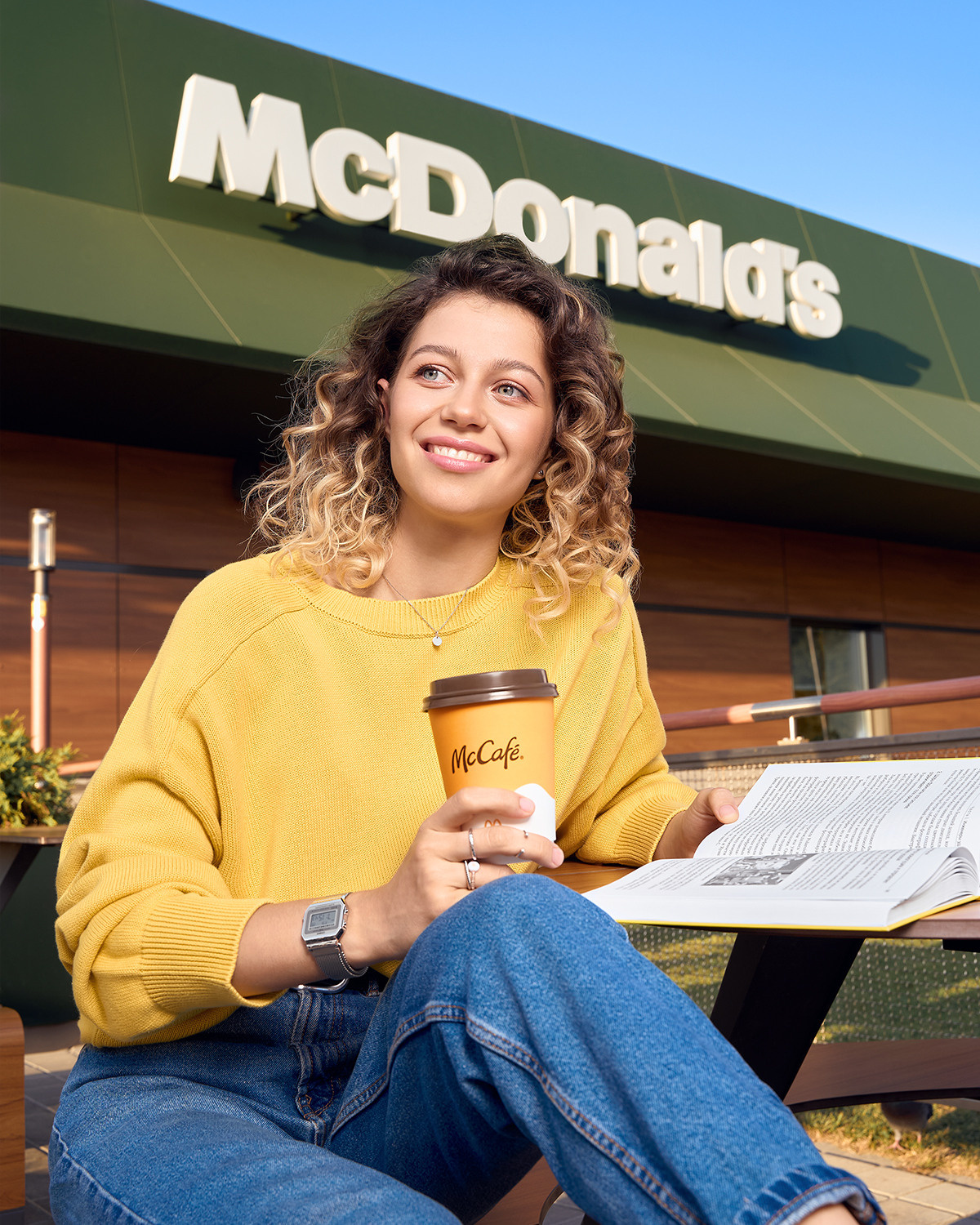 ADVERTISING. Fashion and advertising photographer Alina Mikhalkovich Dubai