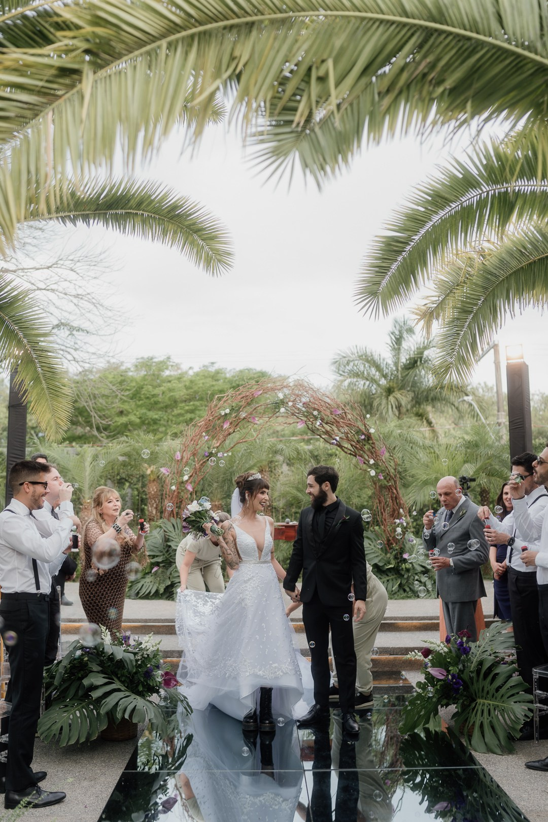Cecília e João. Edu e Josi Fotografia de Casamento em Belo Horizonte | Fotos Naturais