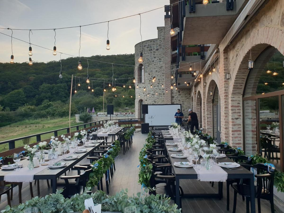 Babaneuris Marani. Главная