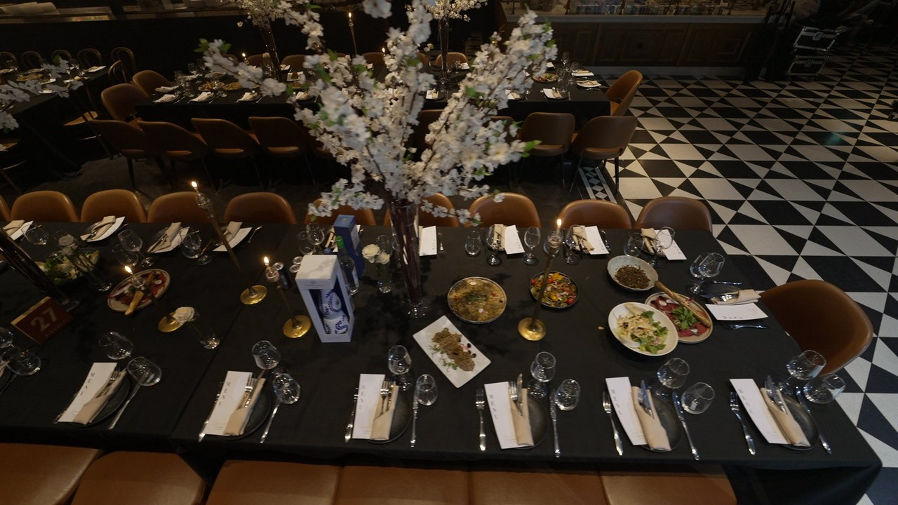 VIA / BASICO. Wedding and events photographers Studio Shalom