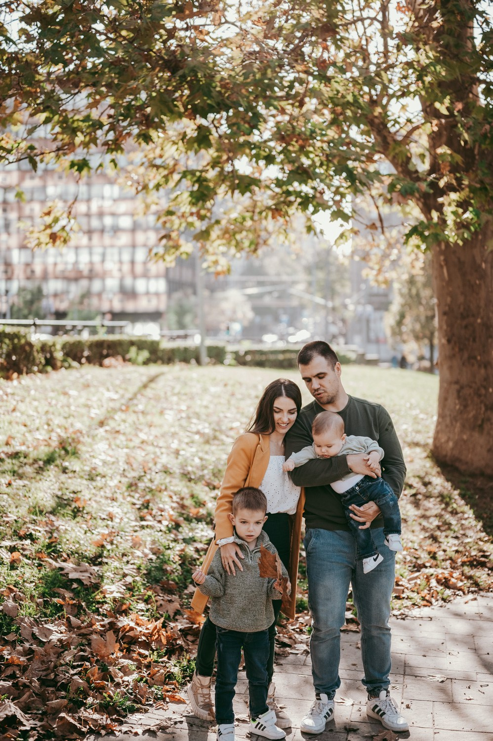 Paunovici / porodicno fotografisanje. Deciji i porodicni fotograf u Beogradu Oksana Skendzic