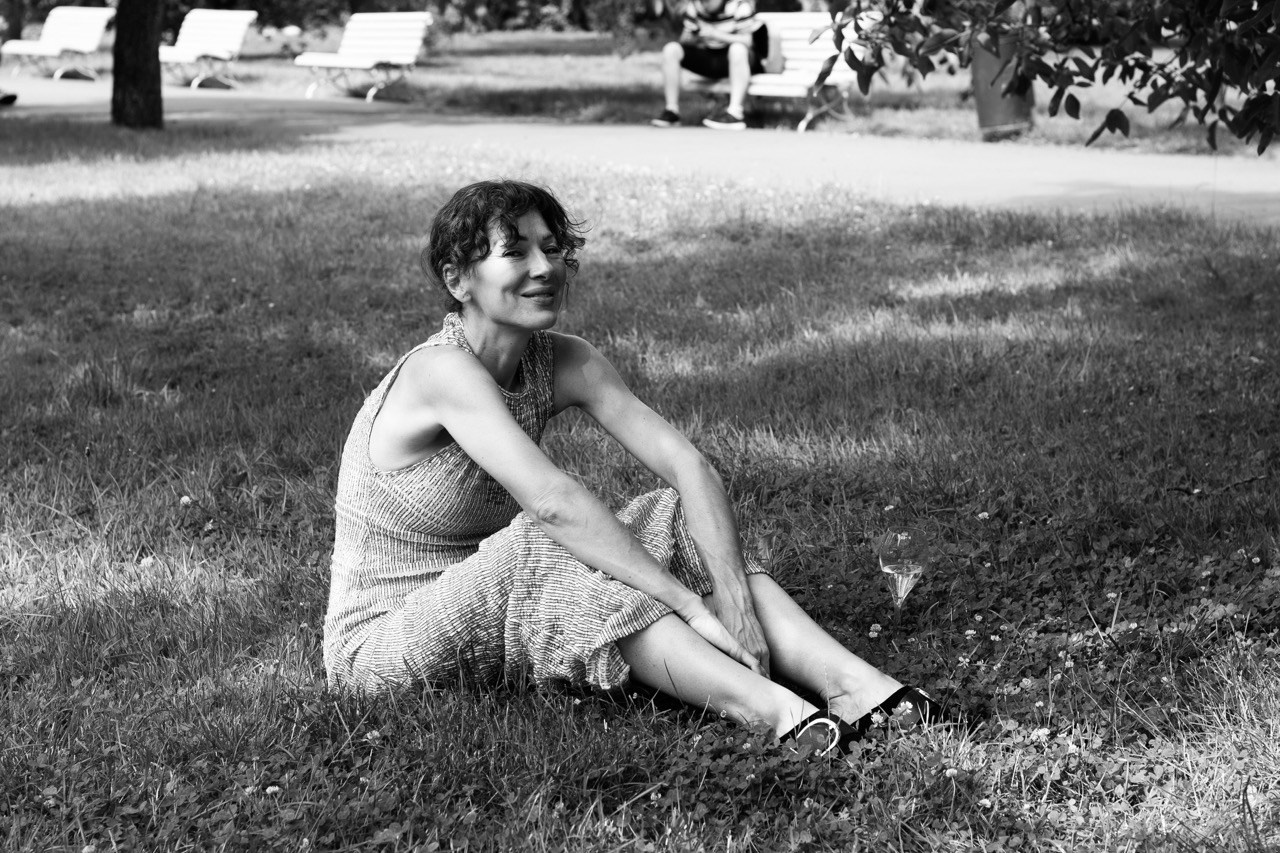 Backstage fotografie. Dana Lišková — Empatická fotografka | Introspektivní umělkyně | Neurodivergentní koučka| Zakladatelka Artepy.cz