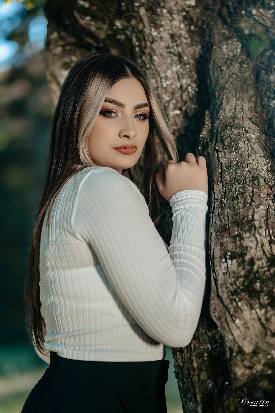 Oferta albume absolvenți 2026. Fotograf nuntă Bistrița | fotograf botez | Creativ Foto Video | Vasile Mizgan