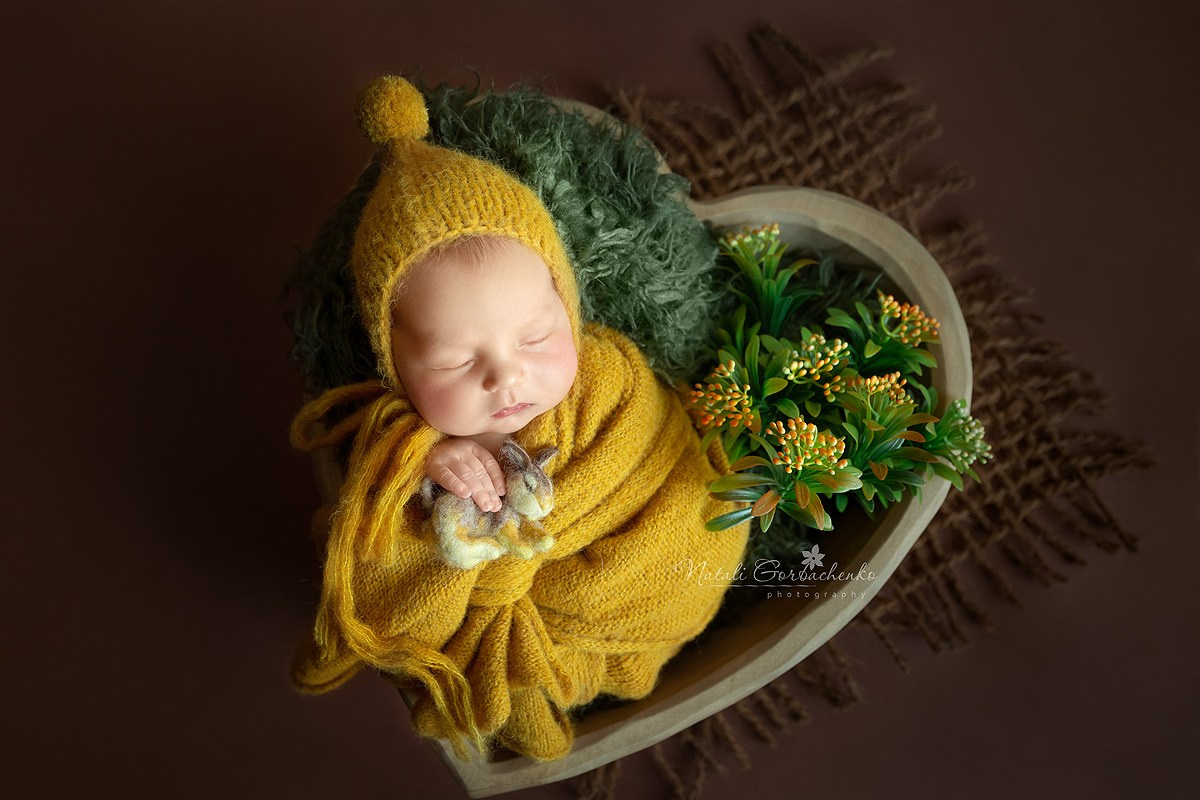 Новонароджені малюки. Дитячий, сімейний, а також newborn фотограф і викладач у Києві Наталія