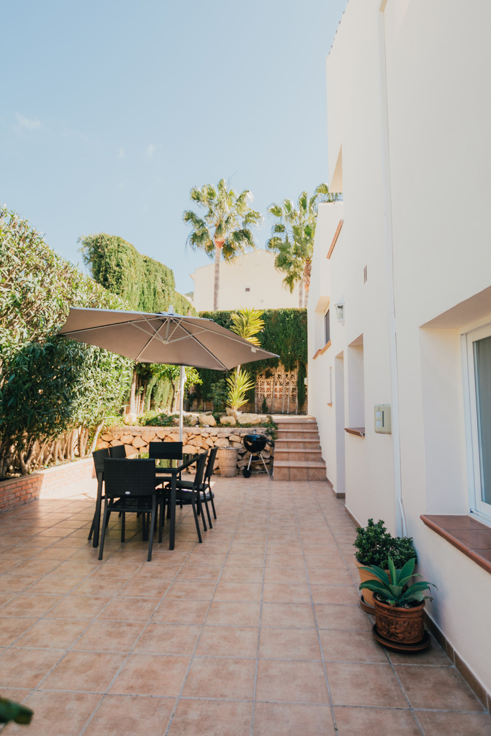 Business photo Real estate agency Albir. Photographer Kristina Dorina