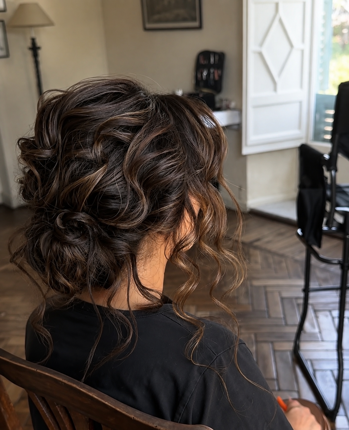 Wedding hairstyles in Rome, Italy. Curls, waves, up-do’s. Makeup artist and hairstylist in Rome Italy | Kate Lisi