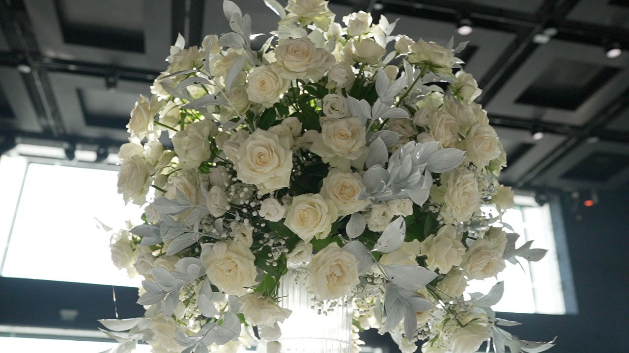 VIA / BASICO. Wedding and events photographers Studio Shalom