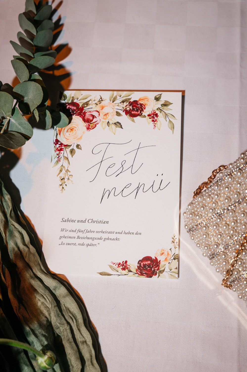 menu card at the deco table