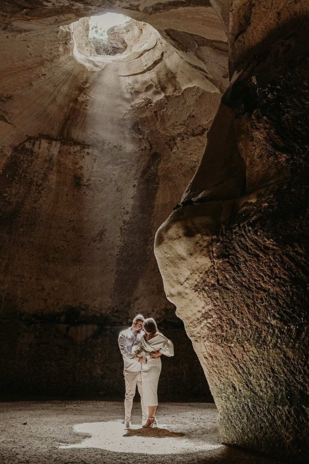 LOVE STORY → בית גוברין. Wedding and events photographers Studio Shalom