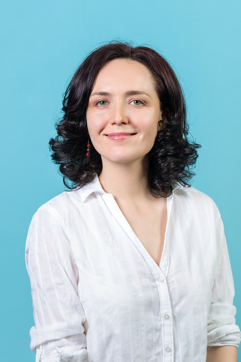 ProfessionalHeadshots. Photographer is San Jose, Iryna Novosyolova