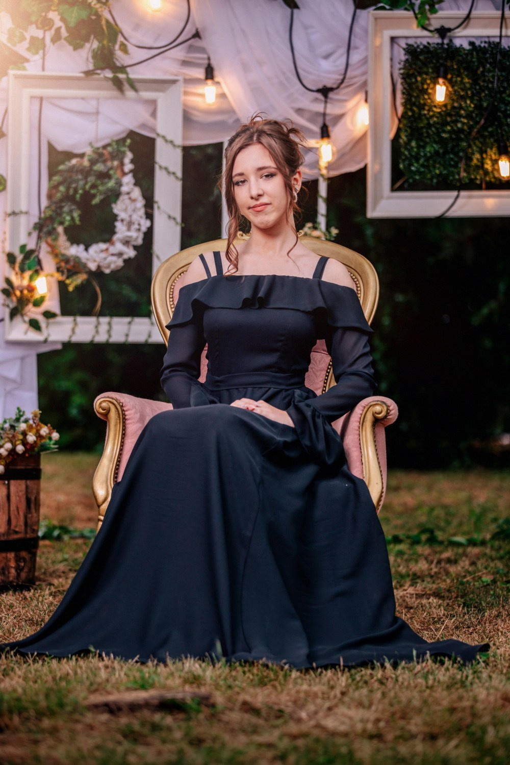 MATURSKA FOTOGRAFISANJA. Fotografi iz Backog Petrovca David i Andrea Stojanovic