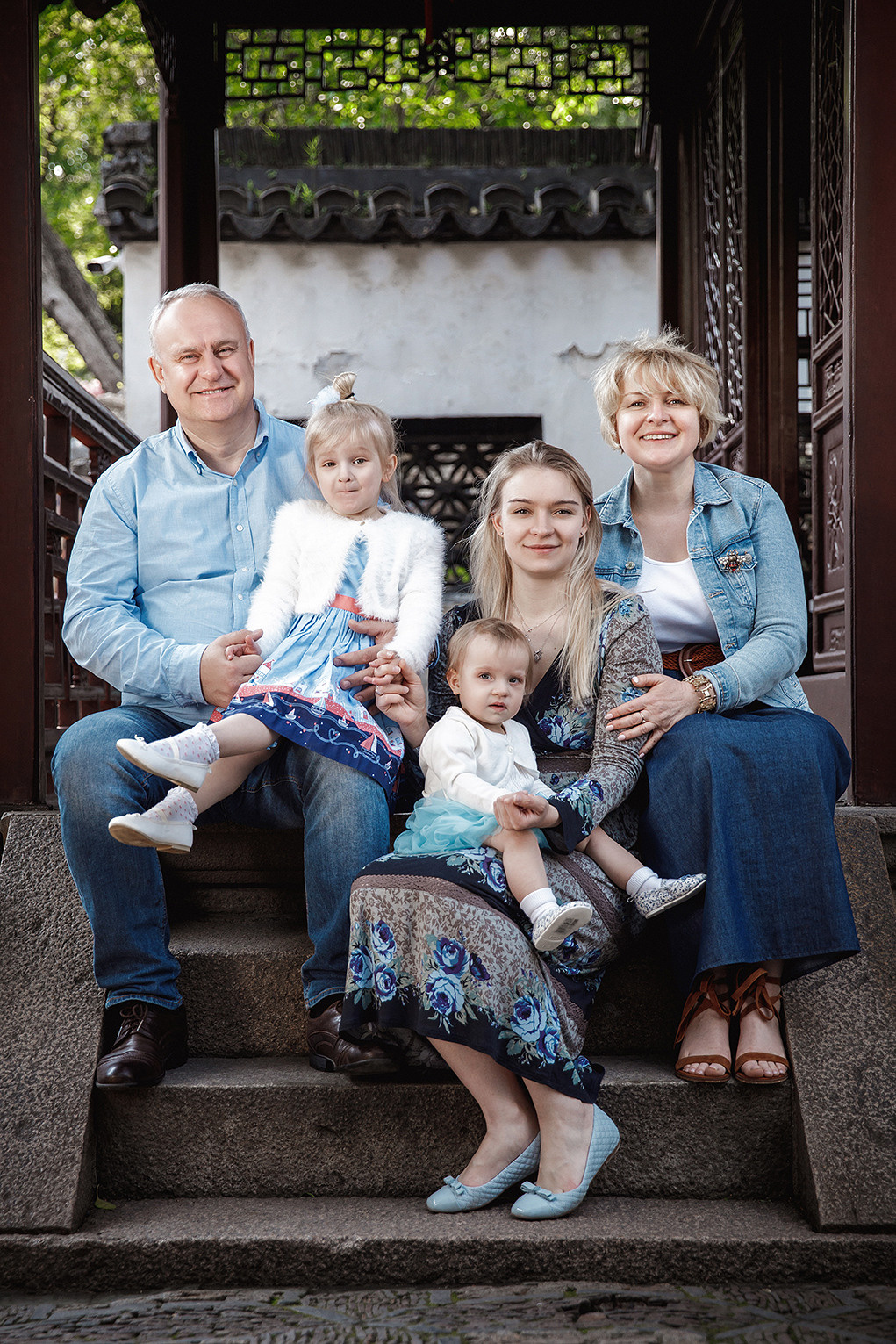 Family photo shoots. Photographer in Shanghai — Lola Pidluskaya