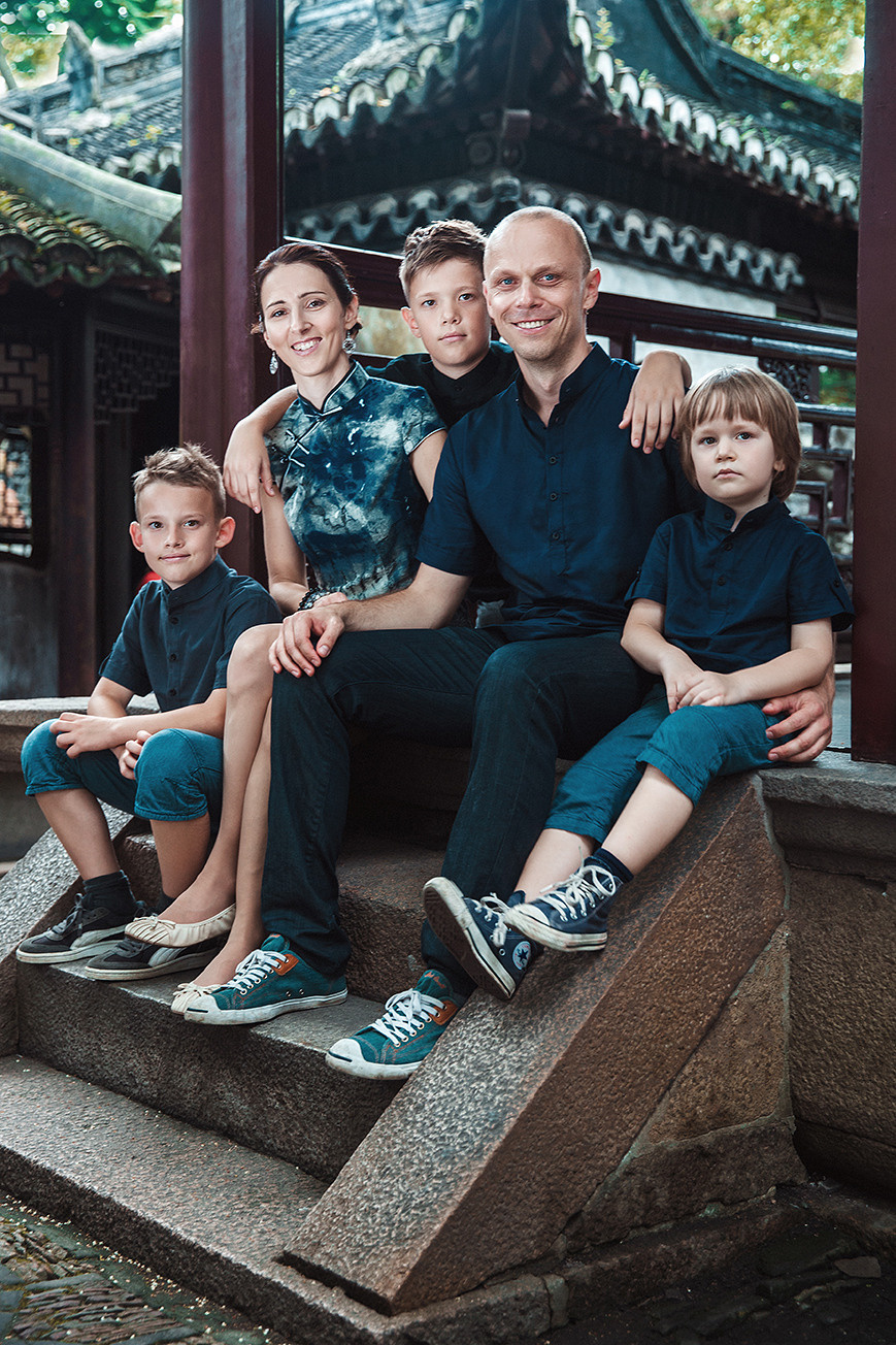 Family photo shoots. Photographer in Shanghai — Lola Pidluskaya