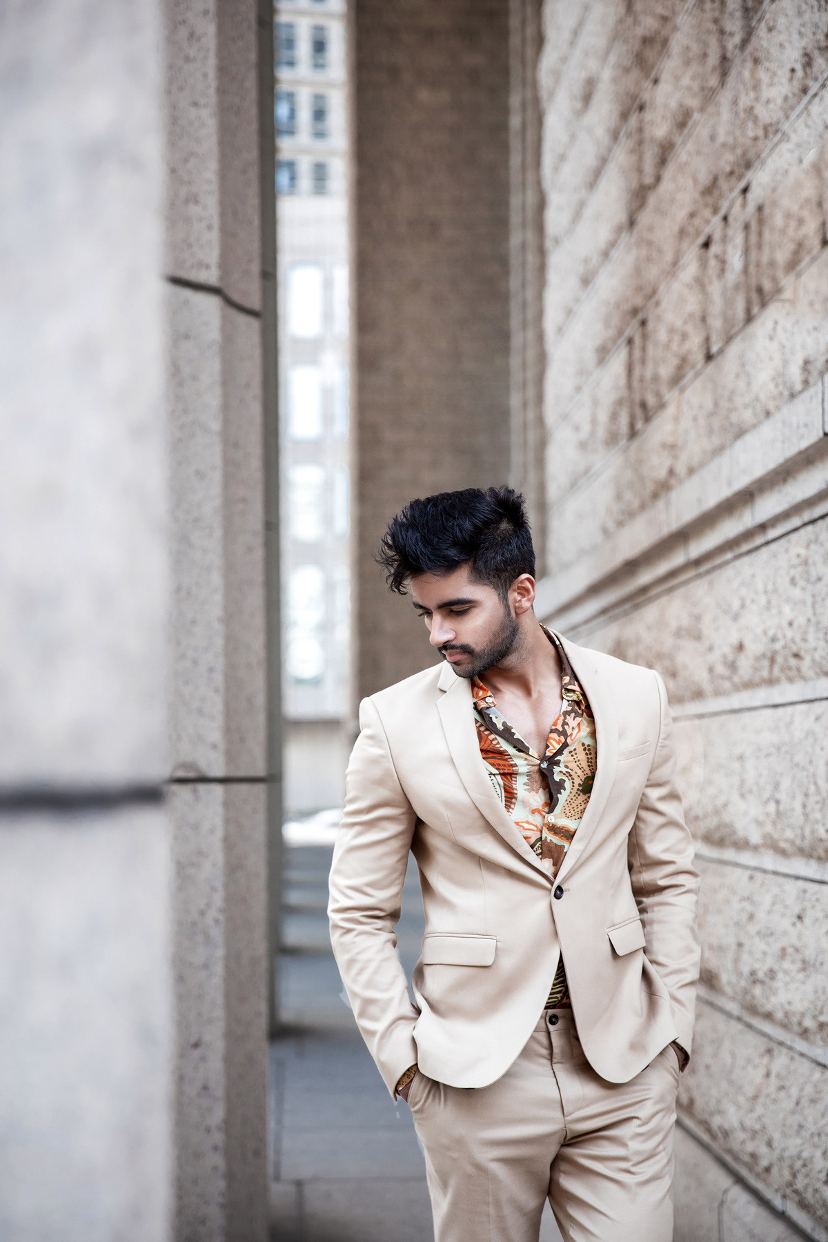 Джашан — индийский певец в Шанхае. Фотограф в Шанхае — Лола Пидлуская