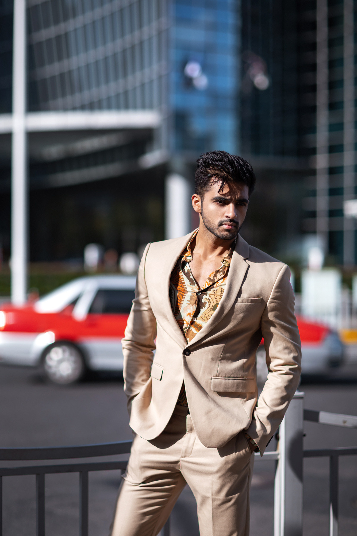 Джашан — индийский певец в Шанхае. Фотограф в Шанхае — Лола Пидлуская