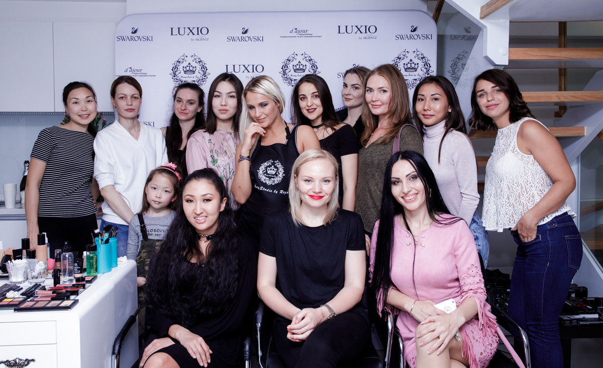 Презентация косметики INGLOT в Шанхае. Фотограф в Шанхае — Лола Пидлуская